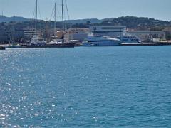 183 TOULON ET SA RADE (82)